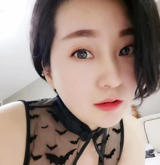 成都体育馆美女